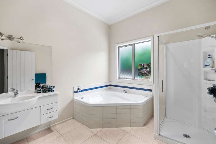 11 Stanhope Rise Richmond_23