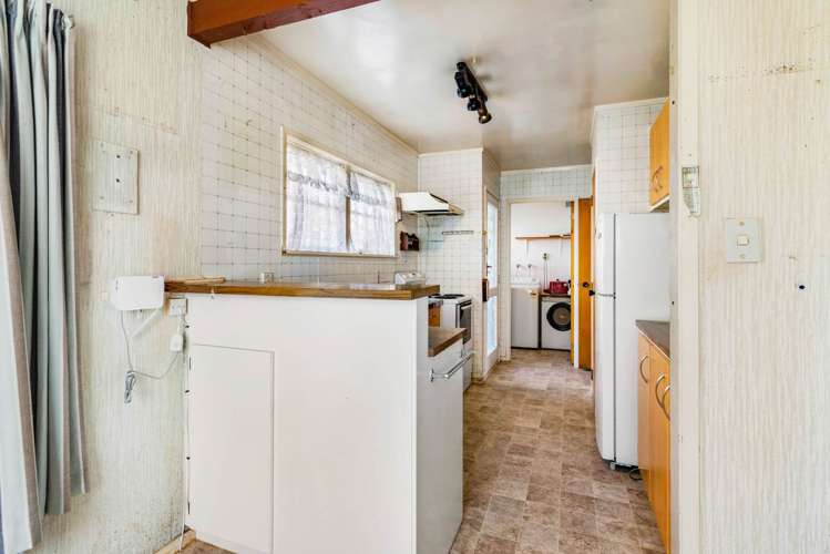 16 Cottrell Place Clendon Park_16