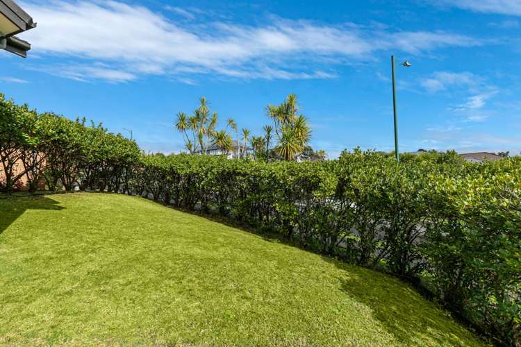 2 Durbin Court Greenhithe_17