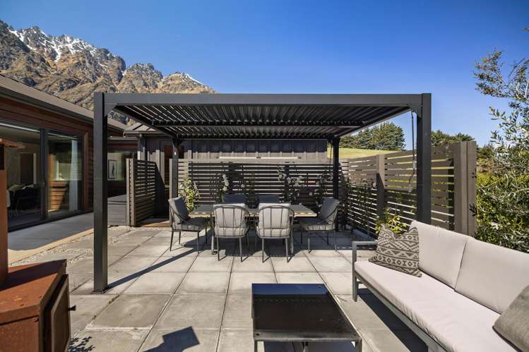 6 Pendeen Crescent Jacks Point_25