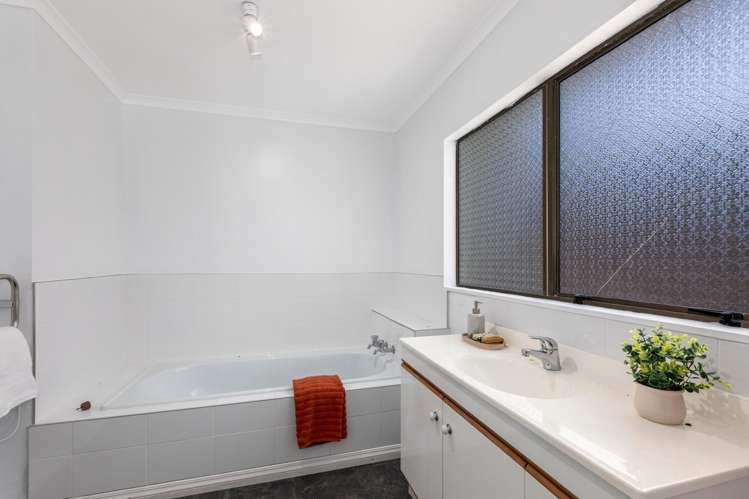 46 David Crescent Karori_18