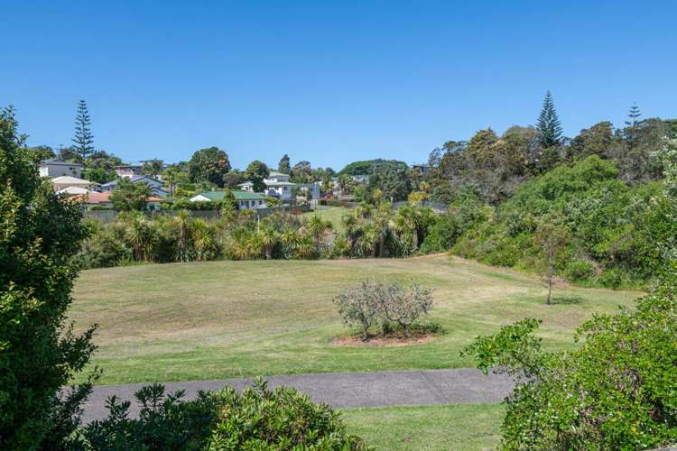 2/65 Charlotte Street Stanmore Bay_25