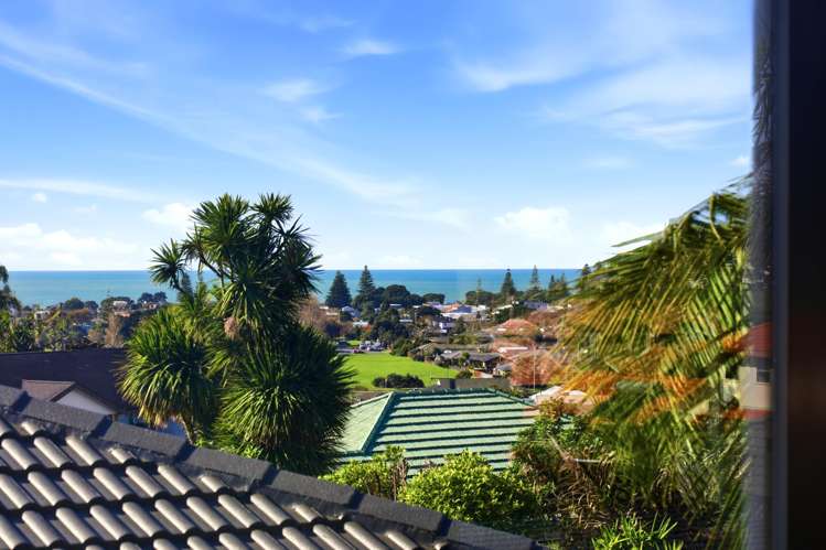 99 Grovenor Drive Orewa_41