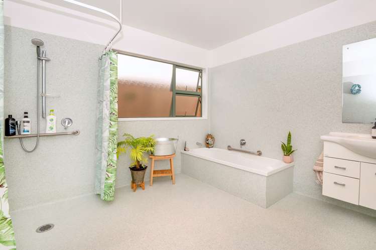 56 Arakotipu Boulevard Opotiki and Surrounds_13