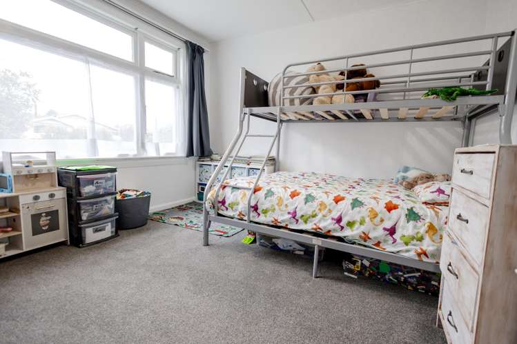 2 Sutherland Street Dunollie_15