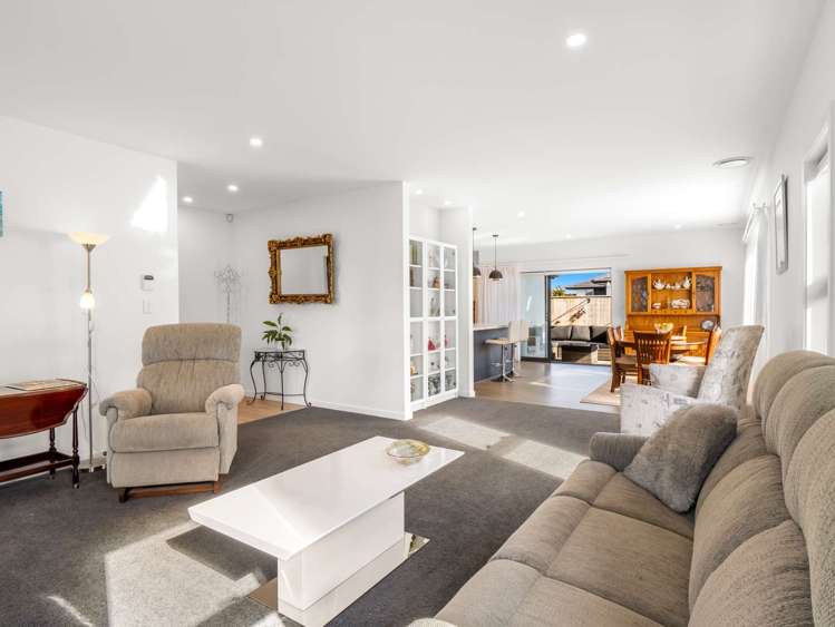 6 Simon Street Tawhero_10