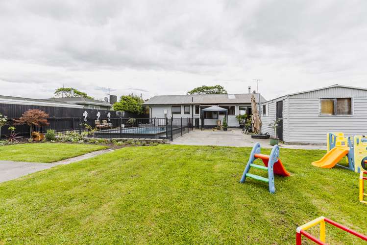 27 Clarence Cox Crescent Pirimai_13