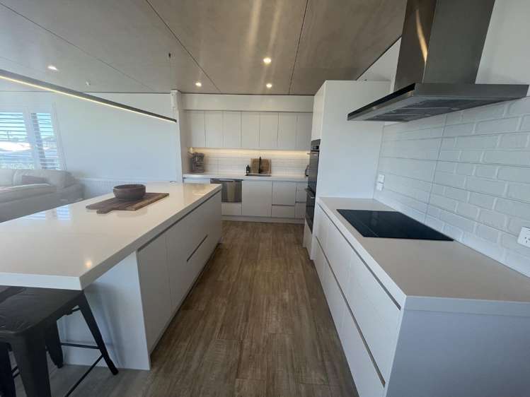 42 Gilbert Street New Plymouth Central_4