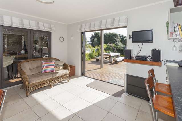 127 Linton Crescent Whangamata_1