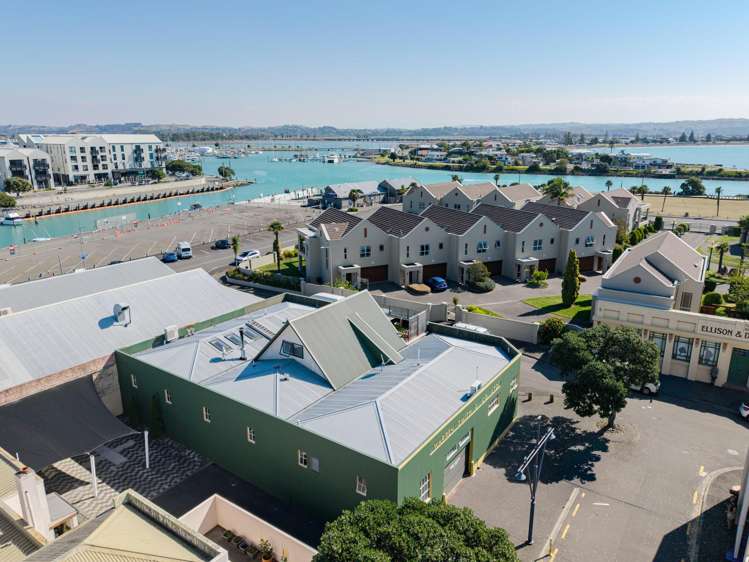 3 Barry Street and 1 Waghorne Street_0