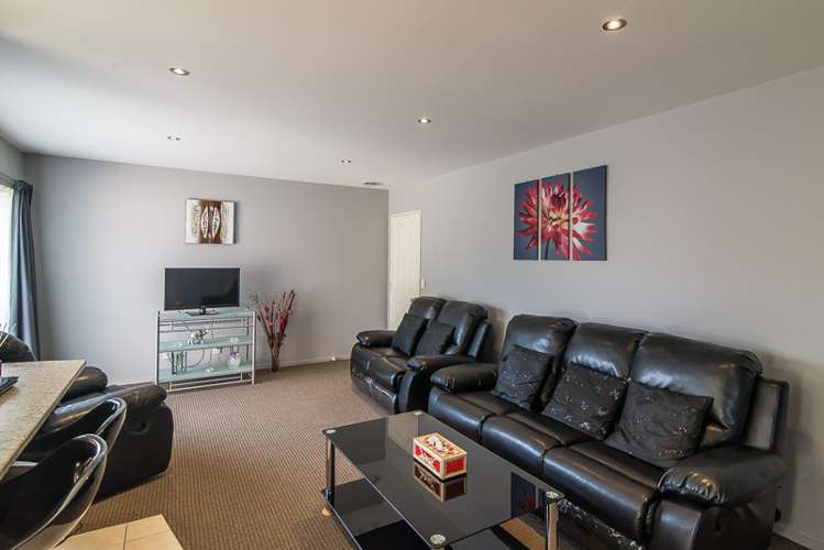 11a Waldie Grove Avalon_5