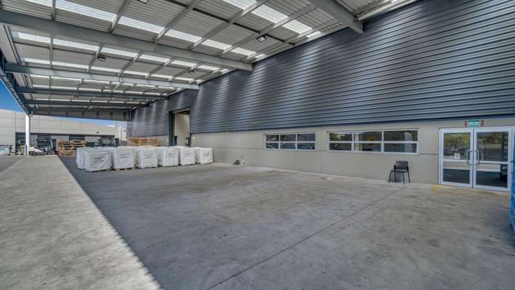 15 Connaught Drive Islington_5