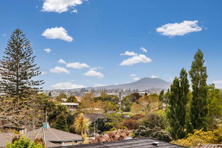 11 Downsview Road Pakuranga Heights_9