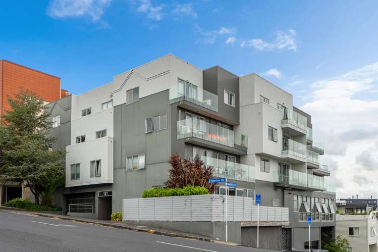 3f/121 Newton Road Eden Terrace_15