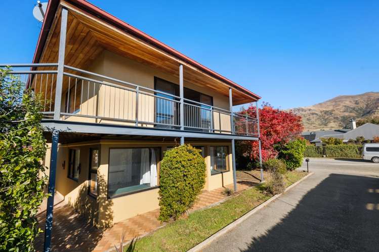 68 McDougall Street_4