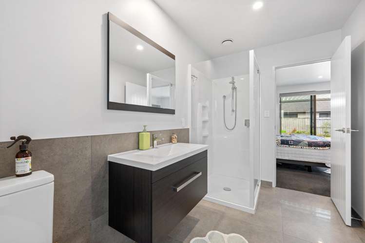 30 Powhaitere Road One Tree Point_12