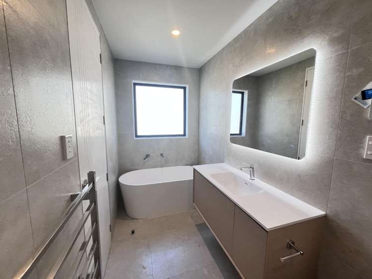 17 Monstedt Terrace Windsor Park_14