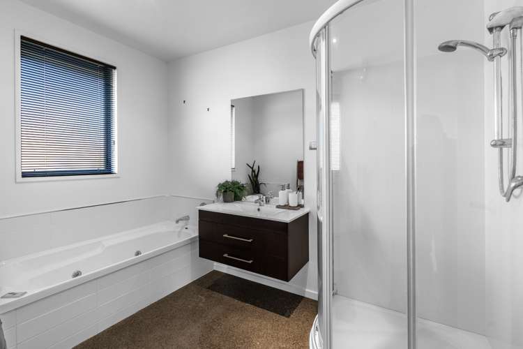 24 Welsh Road Winton_13