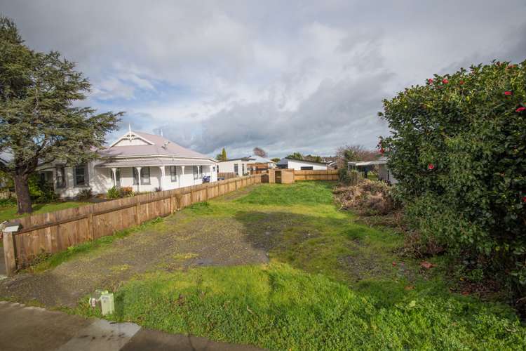 8 Hereford Street West End_0