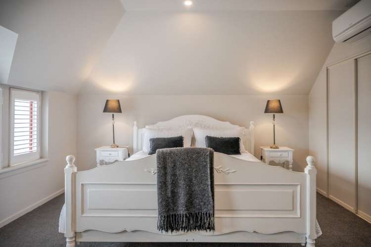 5f Church Street Akaroa_13