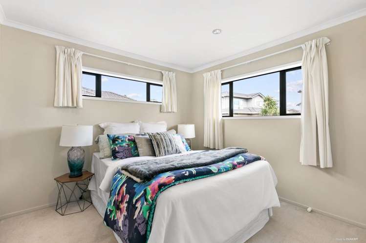 8 Andersons Road Oteha_11