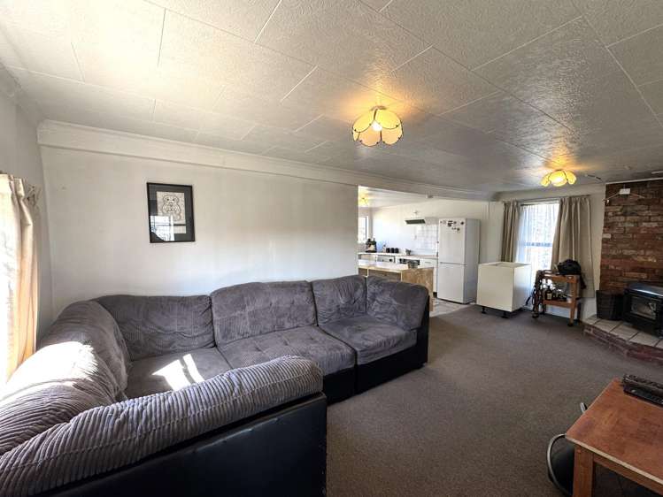 82 Salcombe Street Kaitangata_5