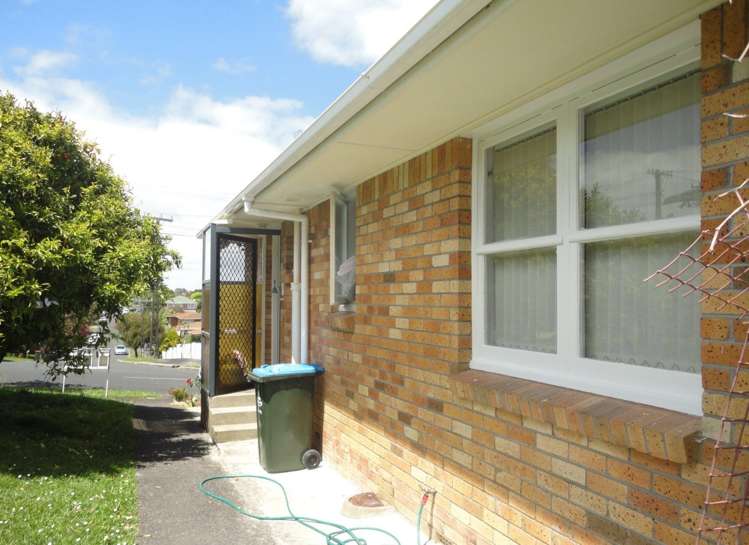 1/9 Laburnum Road New Windsor_11