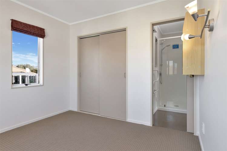 2/20 Up Francis Street Blenheim Central_17