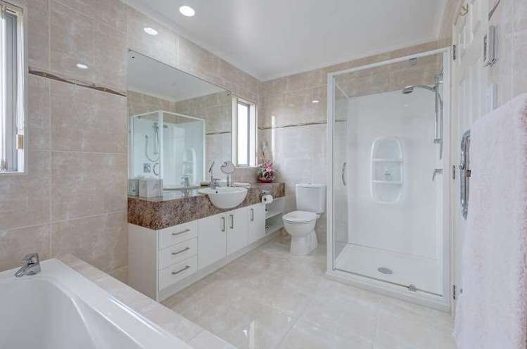 97 Pine Harbour Parade Beachlands_7