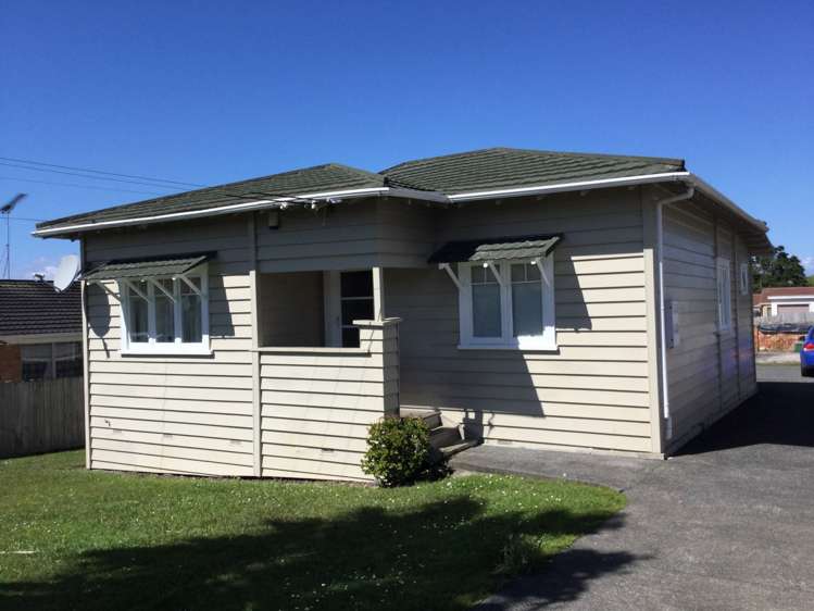 136 Titirangi Road New Lynn_0