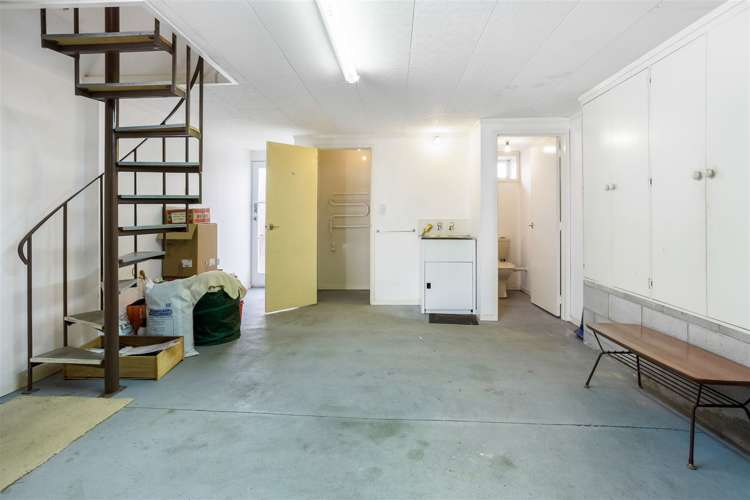 53 Uxbridge Road Mellons Bay_21