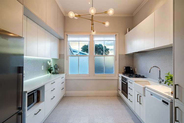 1/20 Gladstone Road Northcote_6