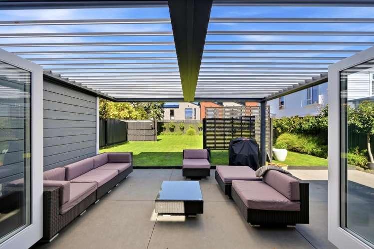 94 Holly Road St Albans_15
