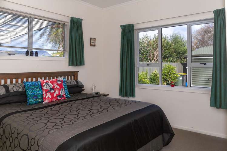 27 Feary Crescent Takaka_8