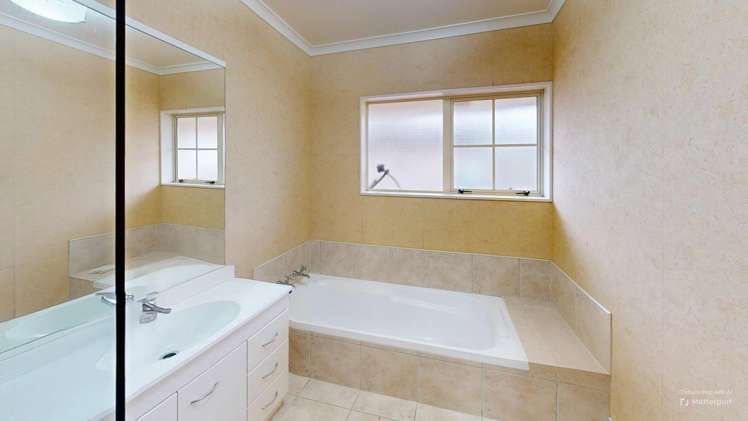 123 Pacific Drive Fitzherbert_11