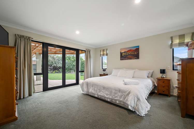 17 Ashton Mews Casebrook_10