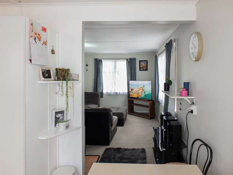 10 Churchill Crescent Foxton_9