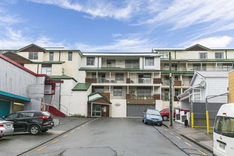 13/8 Girton Terrace Mount Cook_13