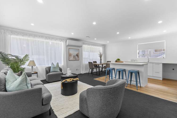 10 Waterloo Place Westown_7