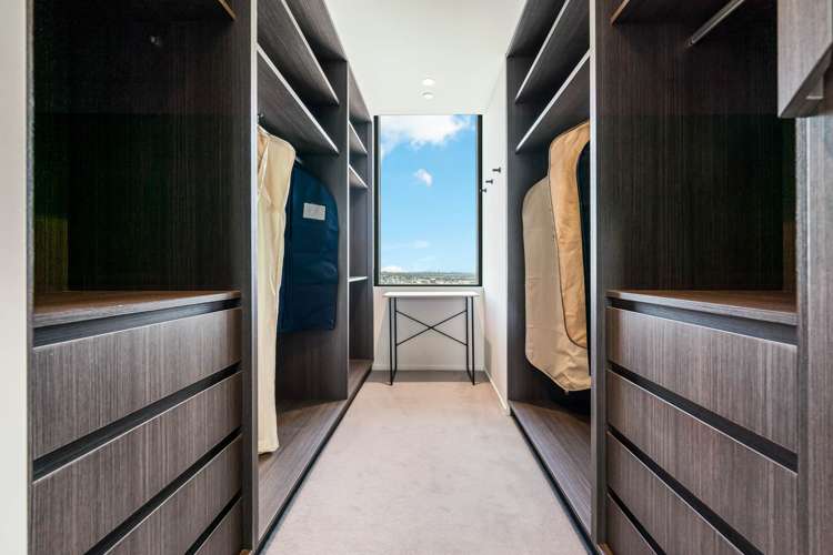 5203/10 Commerce Street City Centre_18