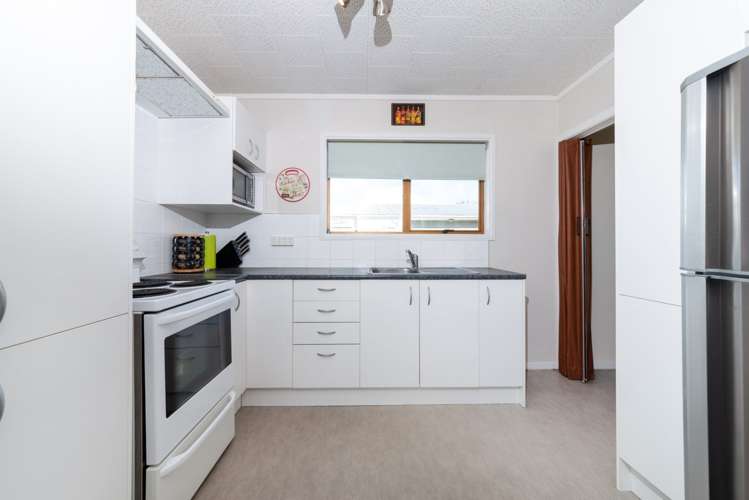 1/9a Tawa Road Te Atatu Peninsula_15