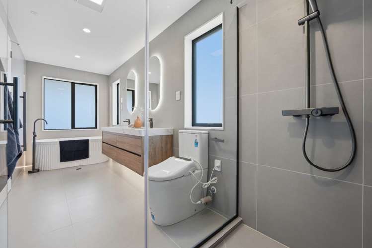 154 Te Oneroa Way Long Bay_34