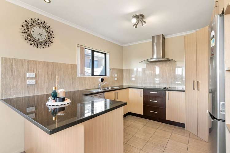 156 Keri Vista Rise Papakura_6
