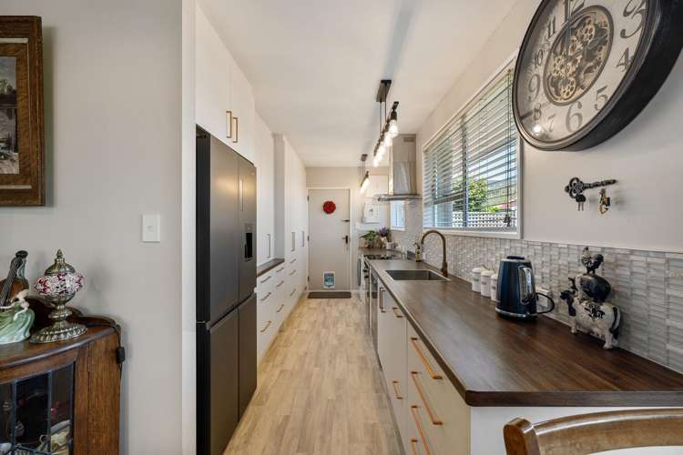 2/14 Apollo Place Papanui_1