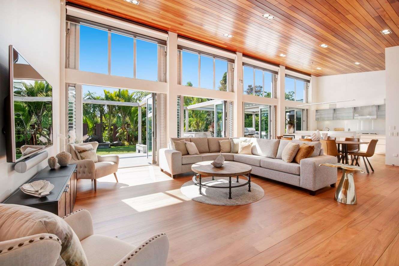 13 Glengarry Avenue in Manly, Rodney