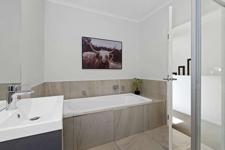 6 Shelduck Way Hobsonville_11