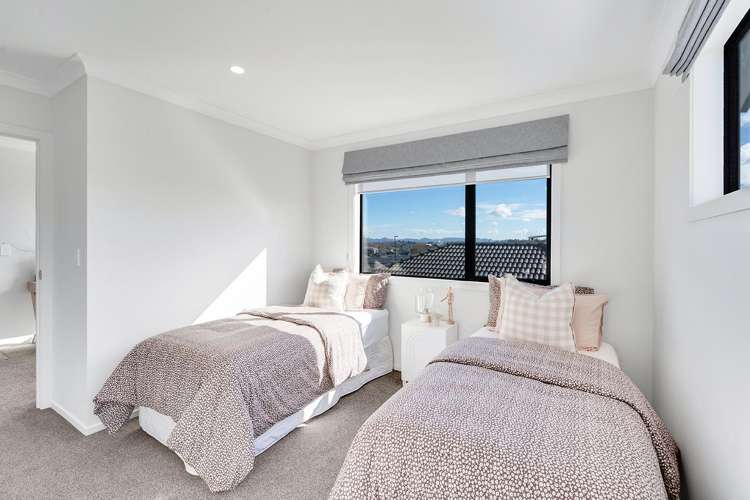 2/8 Jennian Avenue Rototuna_24
