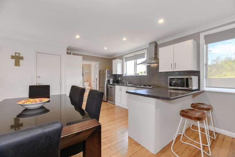 54 Don Buck Road_4