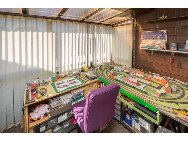 6 Peebles Drive Hei Hei_12