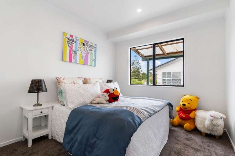 2/52 Waitaki Street Henderson_12